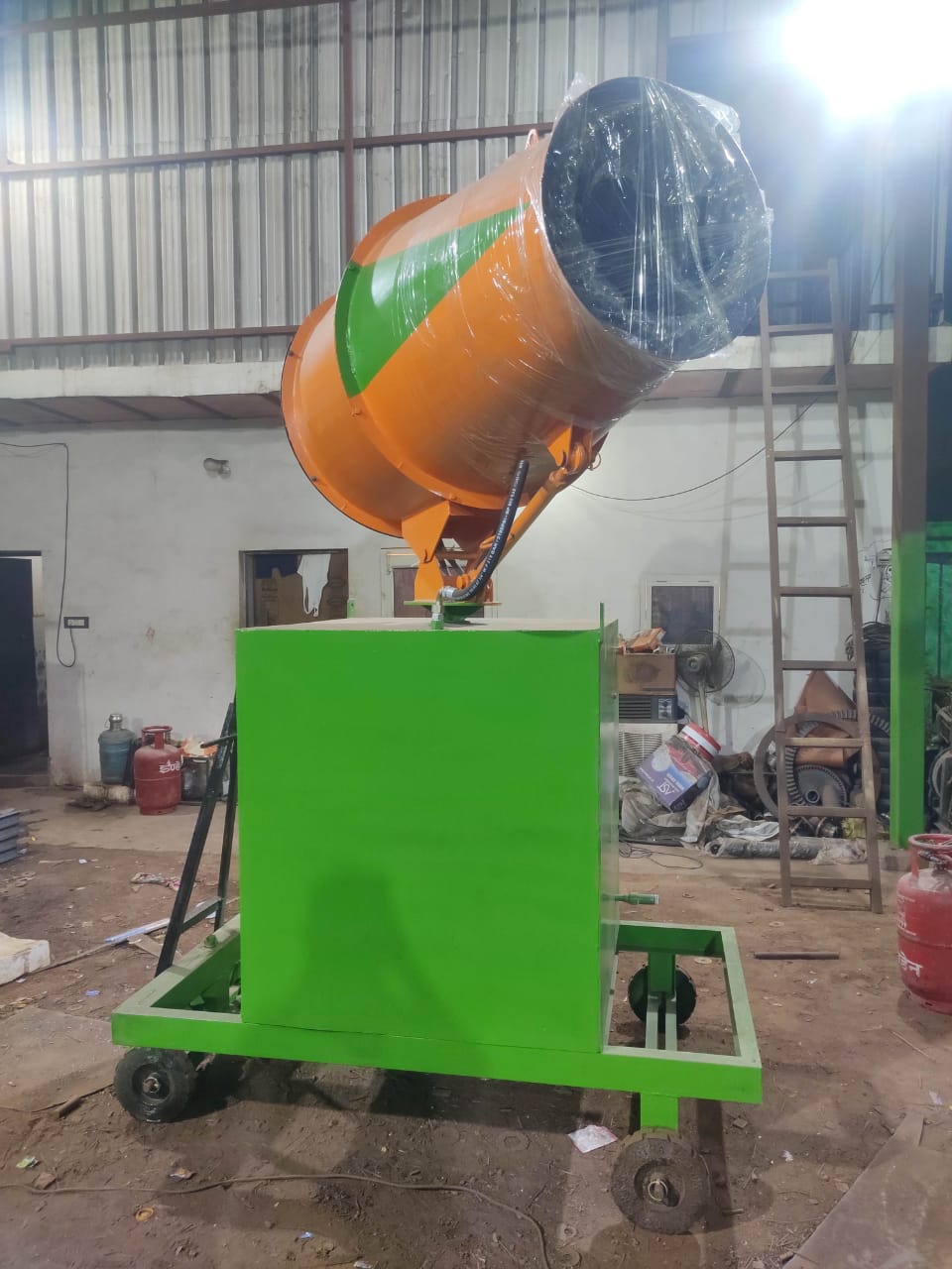 Anti Smog Gun — gallery image