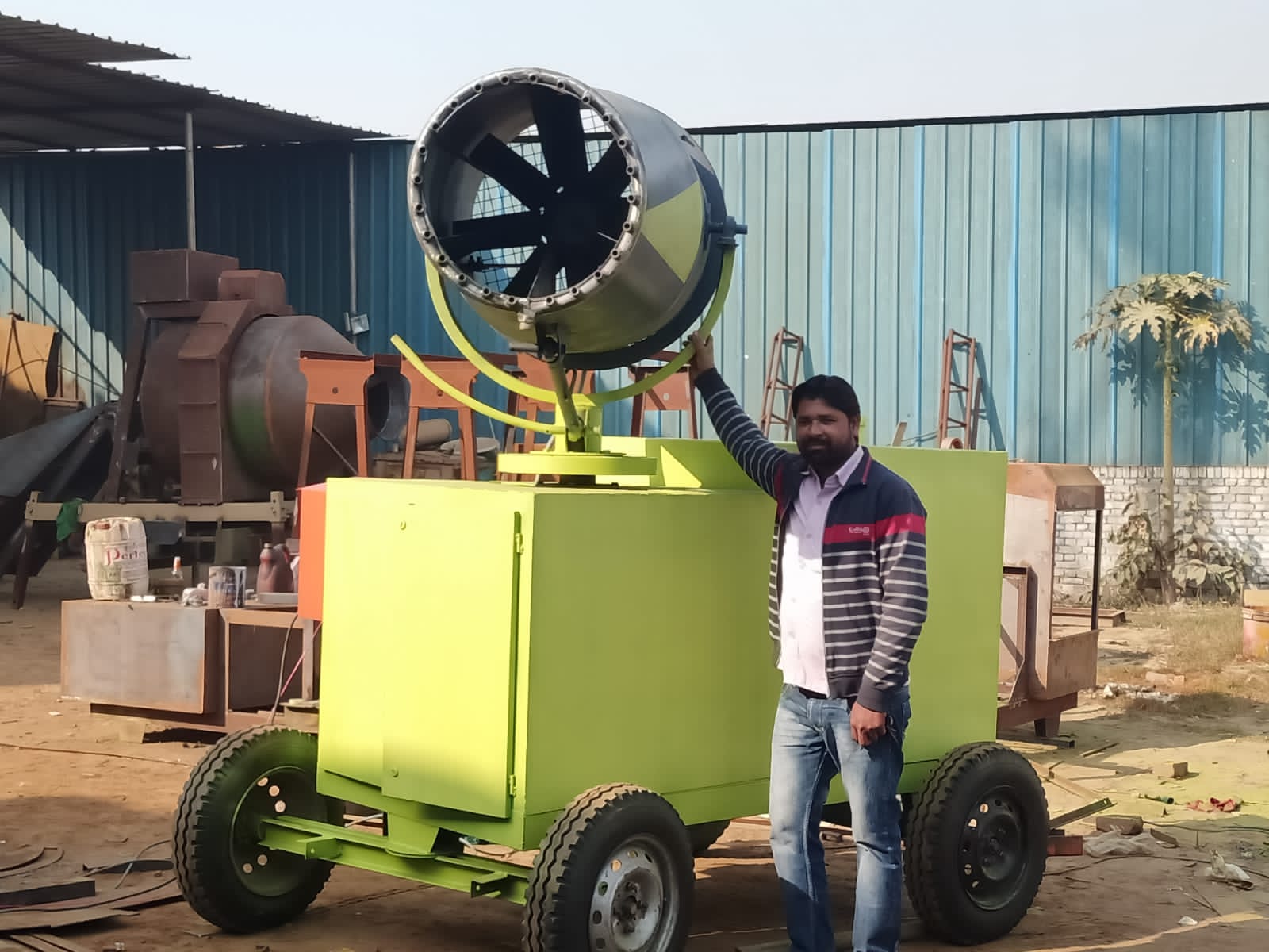 Anti Smog Gun — gallery image