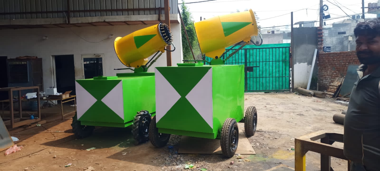 Anti Smog Gun — gallery image