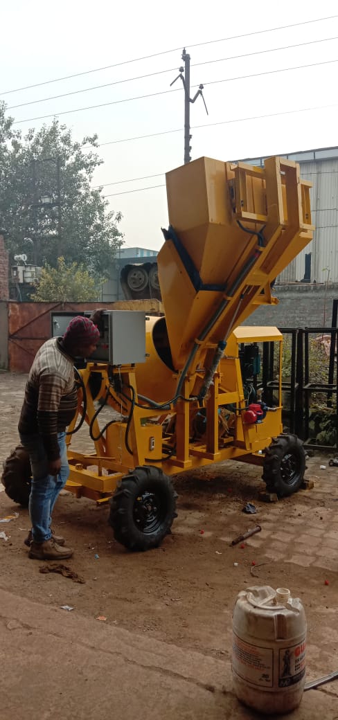 Hydraulic Concrete Mixer — gallery image