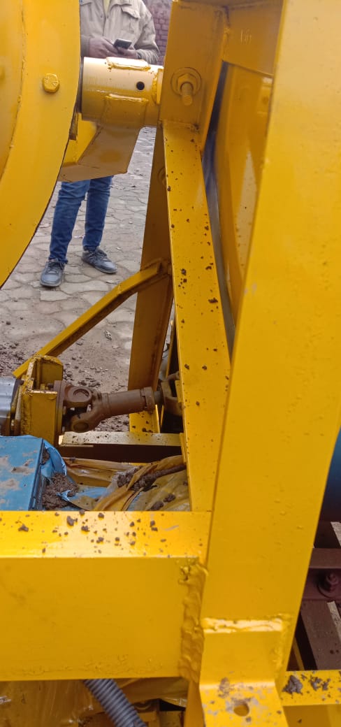 Hydraulic Concrete Mixer — gallery image