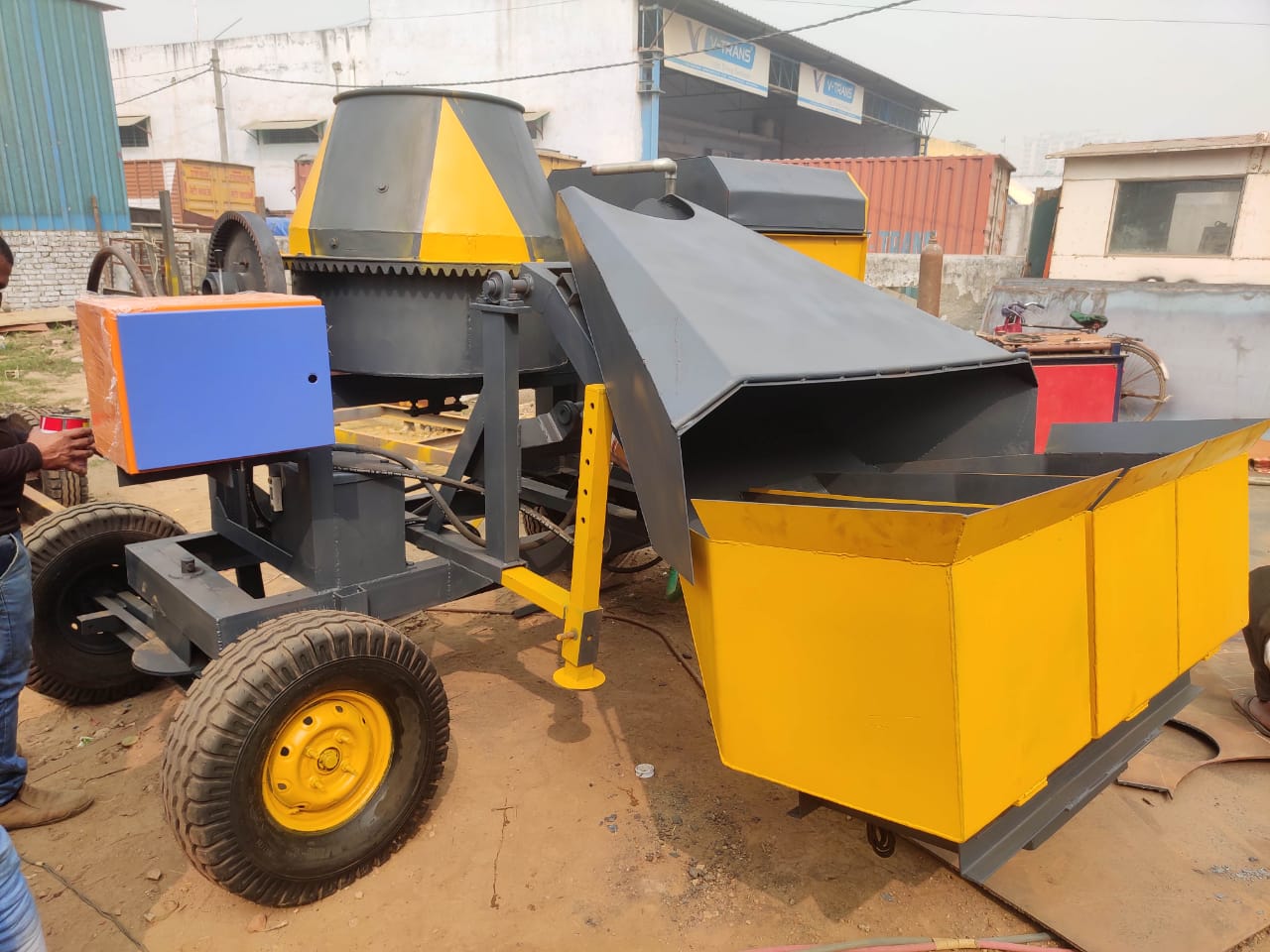 Hydraulic Concrete Mixer — gallery image