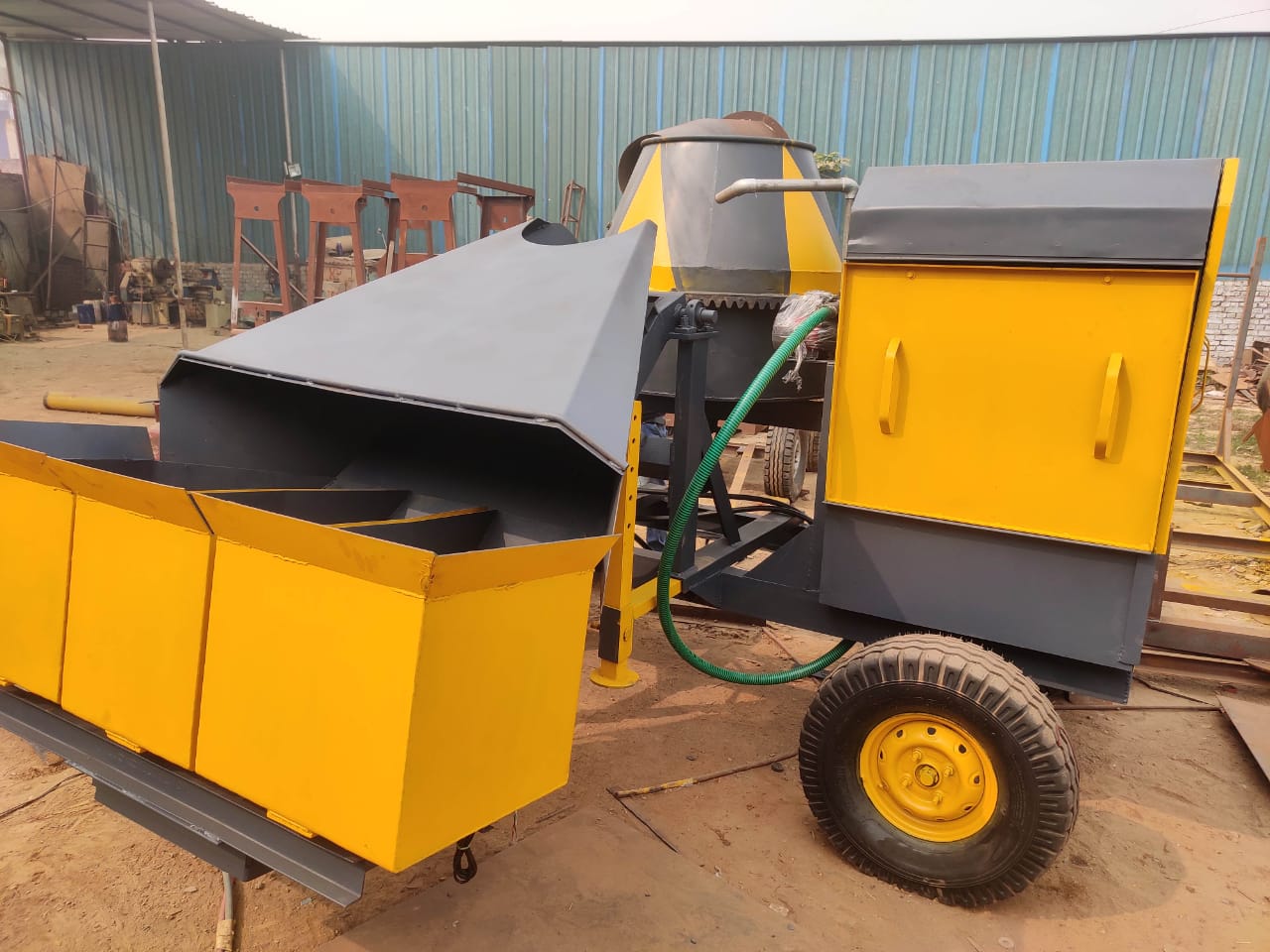 Hydraulic Concrete Mixer — gallery image